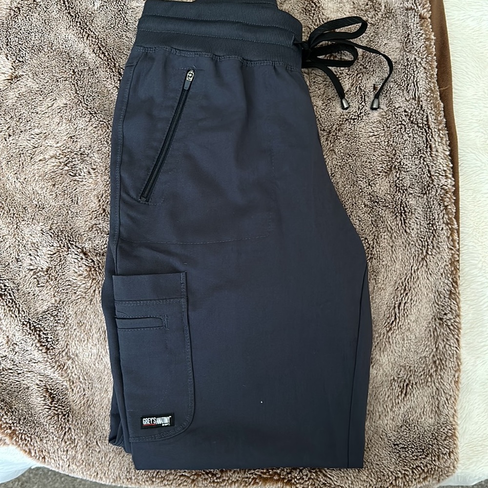 Grey’s Anatomy Jogger Style Scrub Bottoms